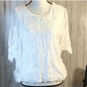 Tendenze white embroidered silk blend blouse in size Large